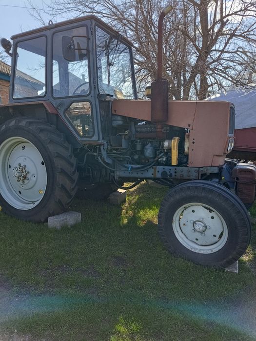 Трактор ЮМЗ-6 АКМ 40.2 с двигателем Д 242