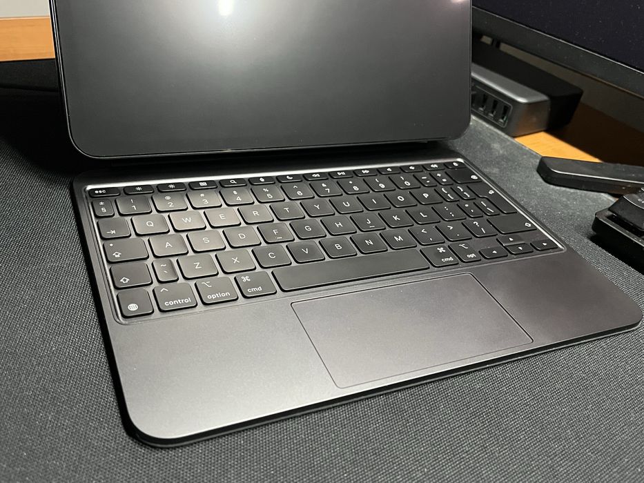 Apple Magic Keyboard - do IPada Pro 11” M4 (2024)