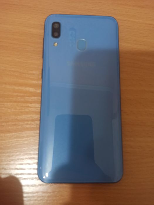 Samsung galaxy A30 3/32 Gb