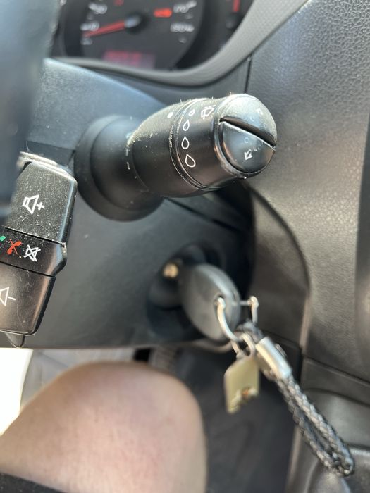 Продаю Renault Master 2012 року 2.3 dci MT