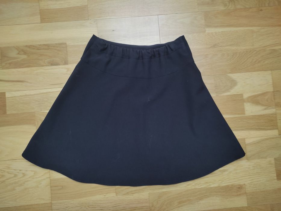 granatowa spódnica 140