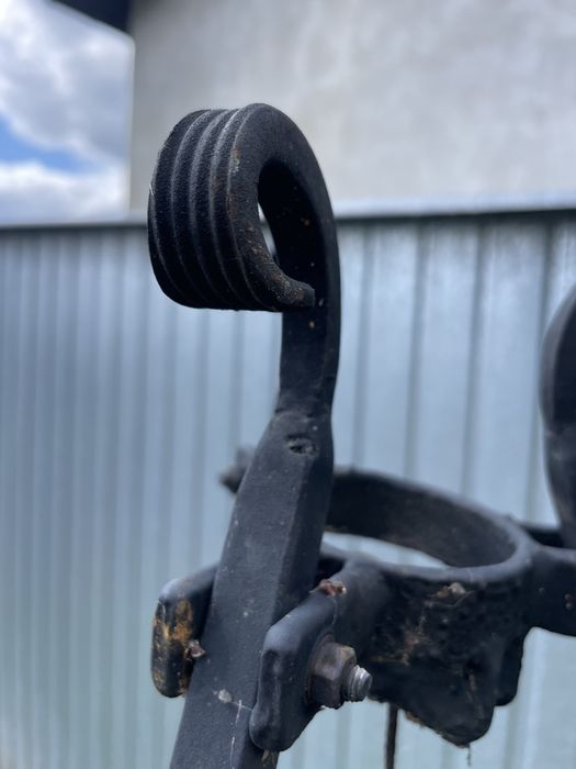 Grill kuty trójnóg na ognisko