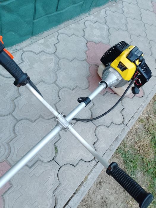 Бензиновий двигун  СТАРТ.( 43 см3 ) Коса  -Стан ідеальний