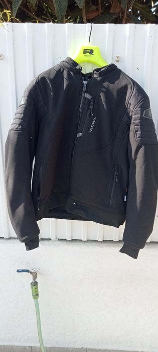 Casaco com proteções para andar de moto, marca Richa