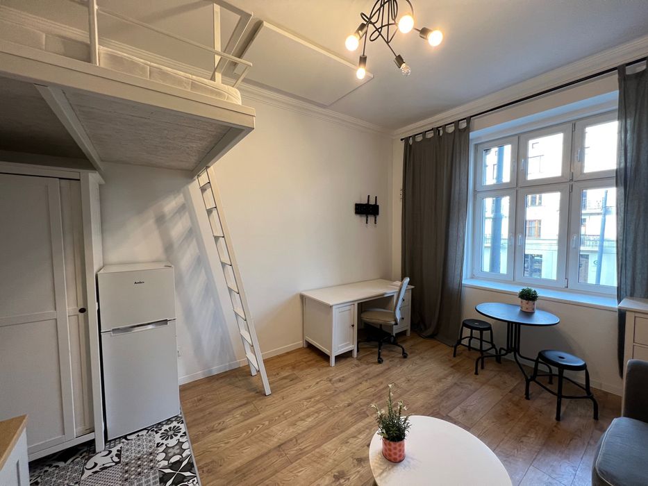 Nowoczesna kawalerka z antresolą centrum Katowic - Widok 3