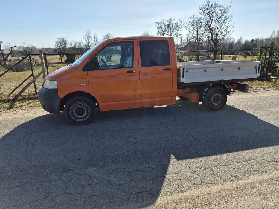 Volkswagen T5 Doka brygadówka Transporter  T5 Transporter dokka brygadówka 6 osobowa skrzyniowy z plandeka 1,9 td