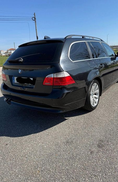Impecável BMW 520d