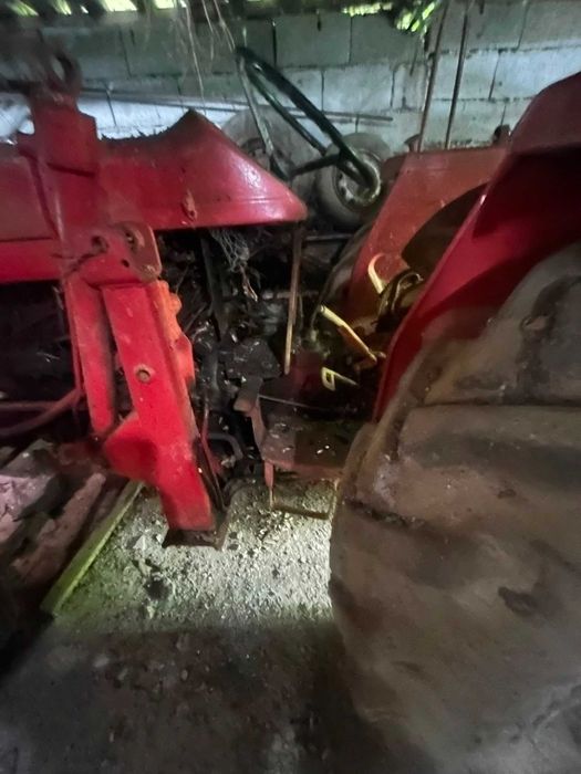 Trator Massey Ferguson MF165 (1970)