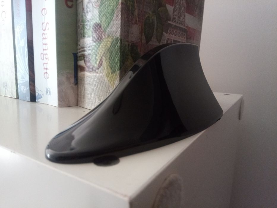 Antena tubarão carros desportivos