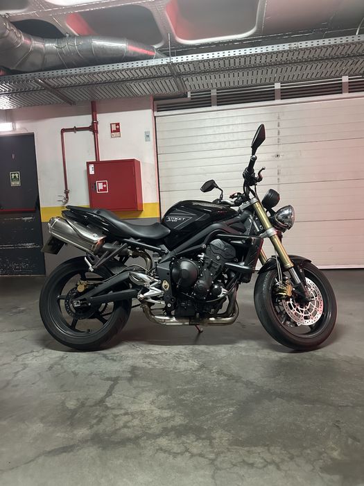 Triumph Street Triple 675