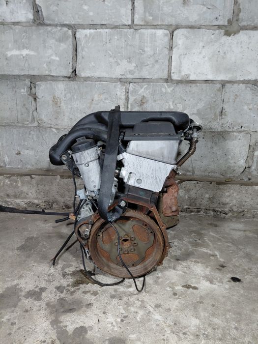 Мотор двигун мерседес 2.5 дизель ом 602  механічний живий