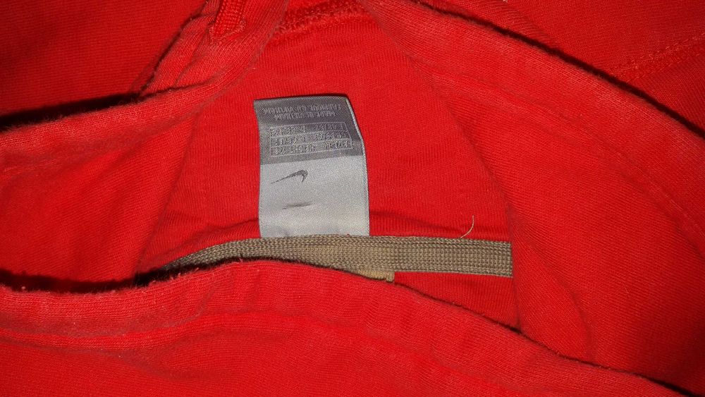 Nike Sportswear - Casaco com carapuço