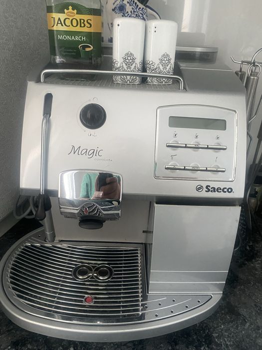 Кофемашина Saeco magic comfort+