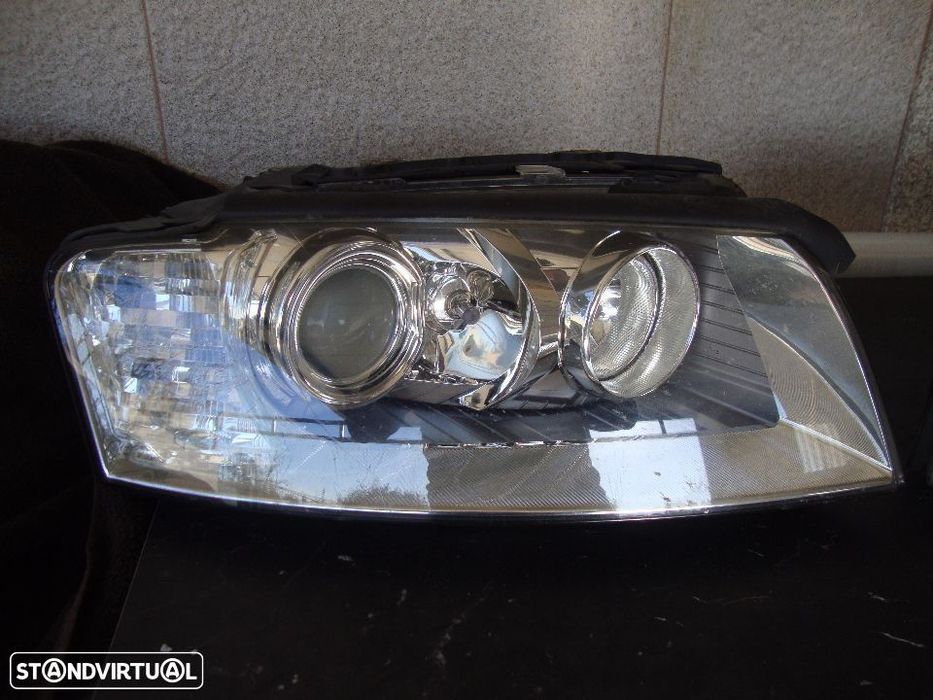 farois xenon direcionais Audi A8  pre-facelift grelha pequena