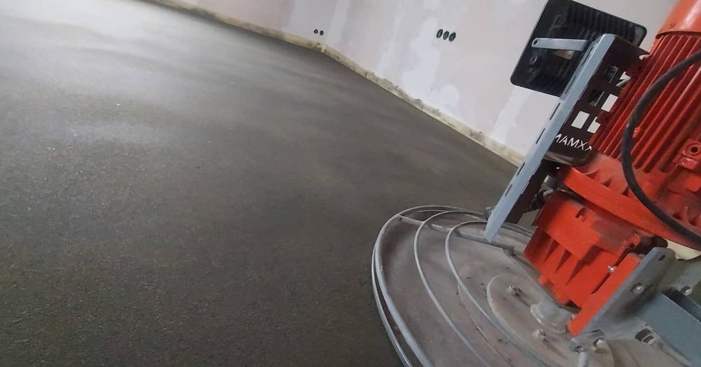 Стяжка пола,машинная стяжка пола на тёплый пол за один день