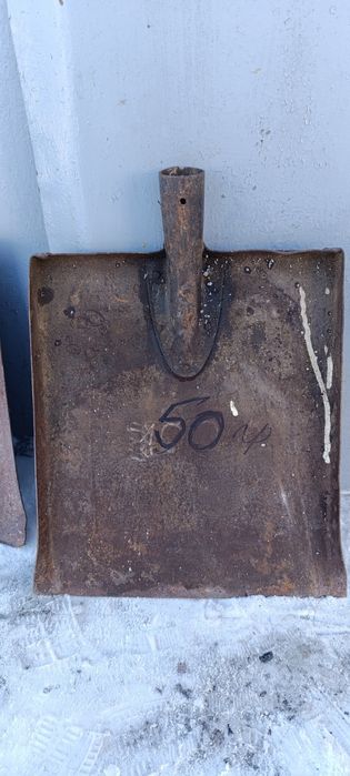 Лопати снігові часів СССР