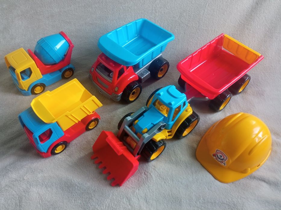 Autka  Technok i Wader z 4szt.