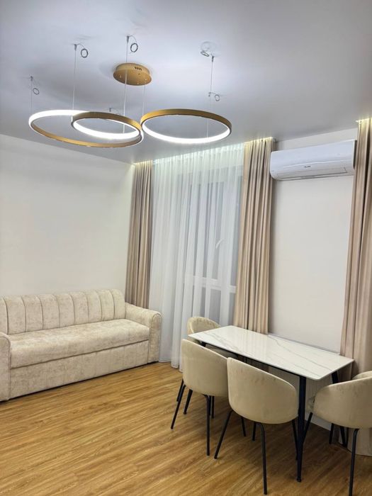 Продам 1 к квартиру 44 кв. ЖК Квадрат. Дуже якісн й ремонт