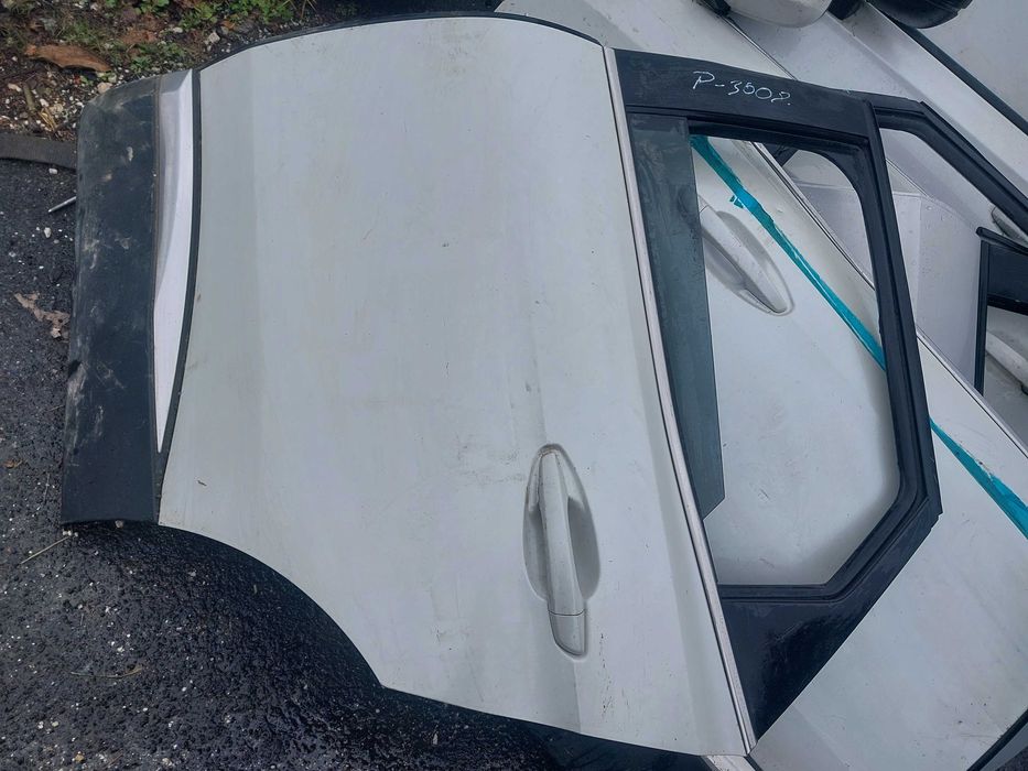 Drzwi lewe tyl tylne peugeot 3008  2