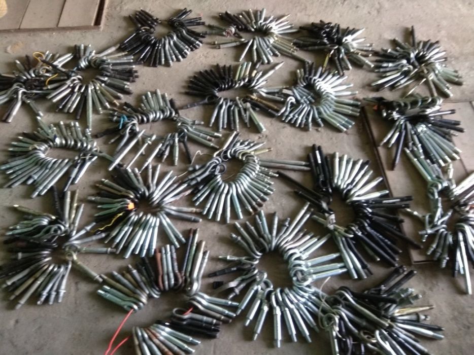 Крюк буксировочный Toyota Mazda Nissan Kia Hyundai Mitsubishi Daewoo