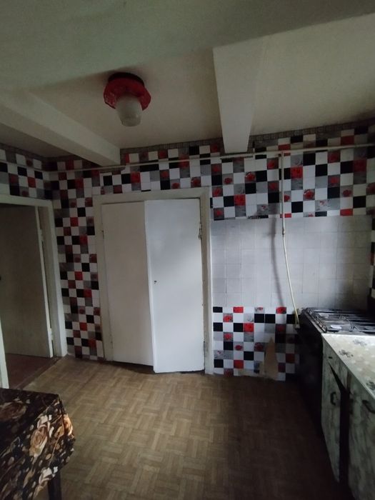 Терміново продам пів будинку