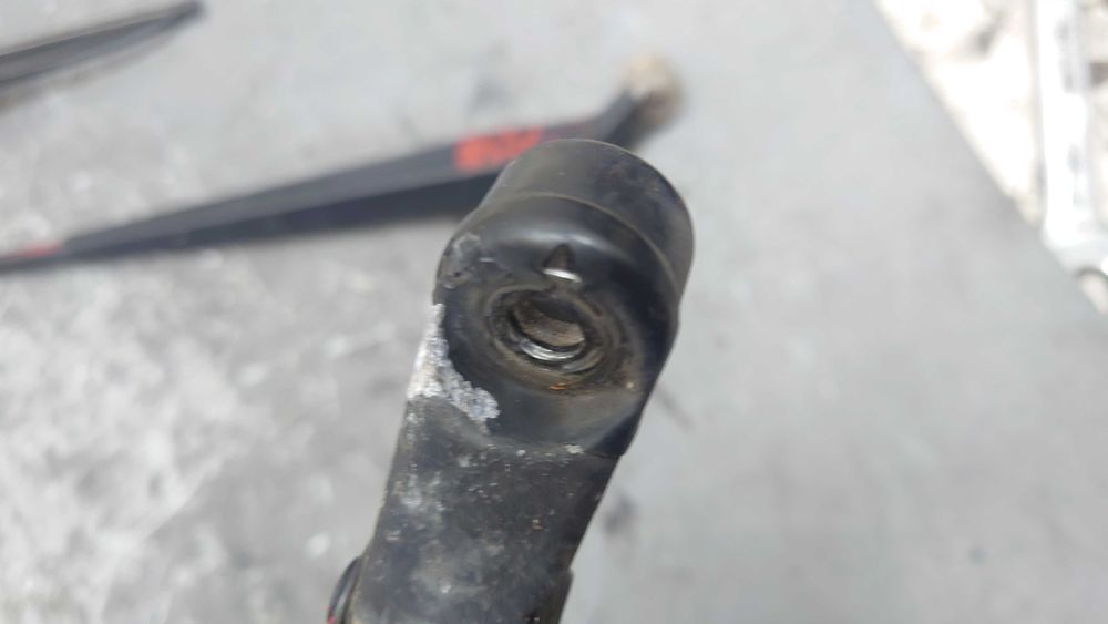 Suzuki Swift 4 IV Ramiona Wycieraczek