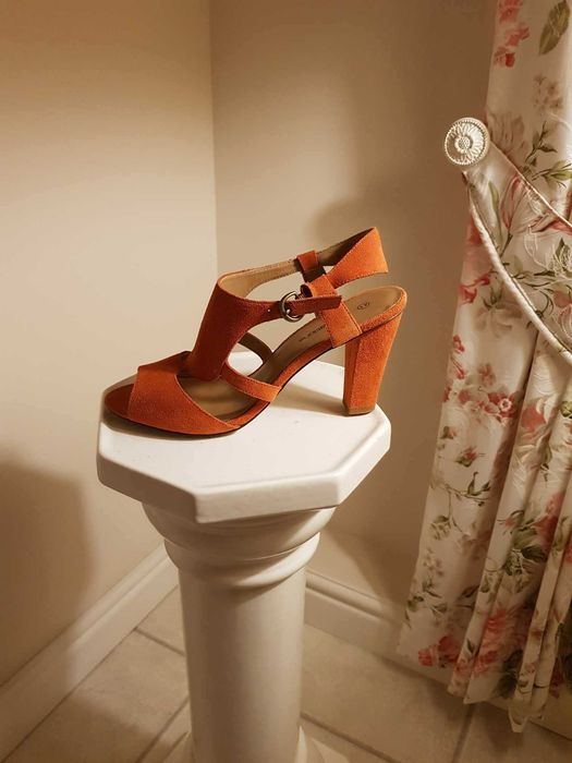 Buty damskie zamszowe rozmiar 41