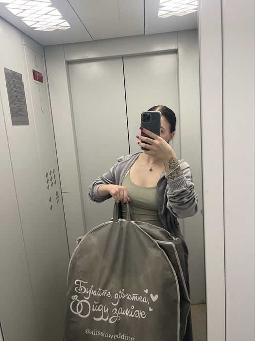 Свадебное платье