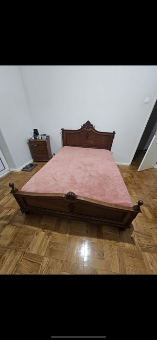 Móveis antigos para venda negociáveis