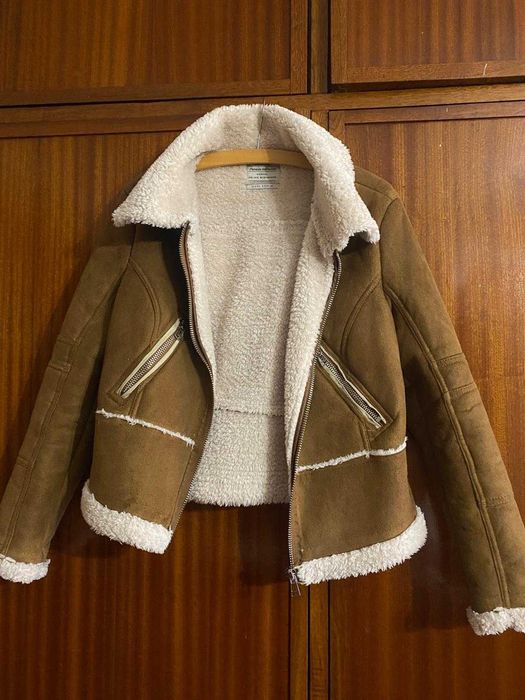 Casaco de camurça e pêlo - Bershka