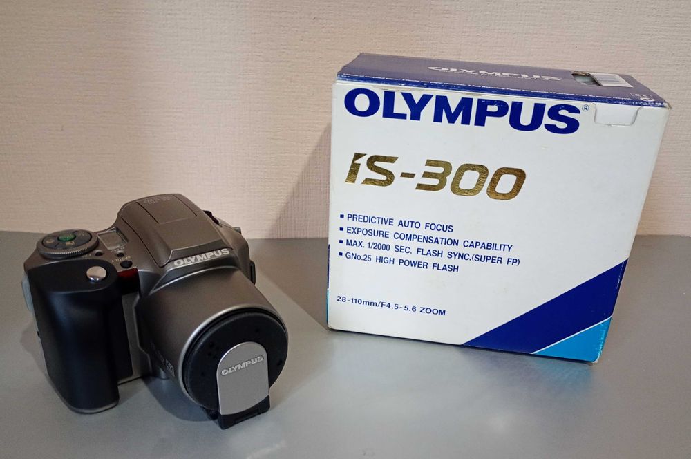 Новый плёночный фотоаппарат Olympus IS-300