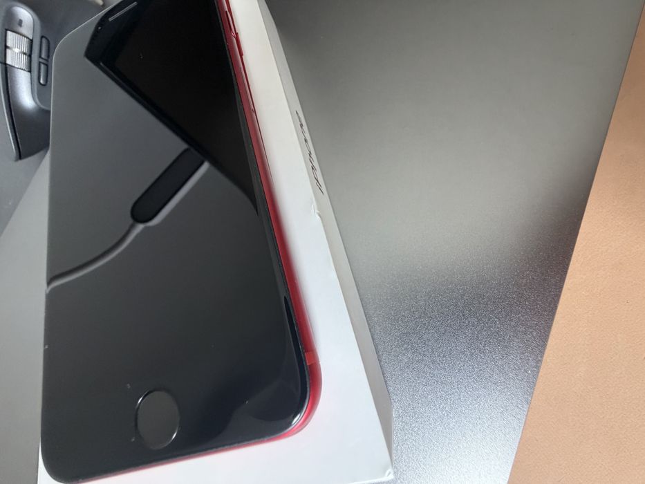 Iphone SE jak nowy!