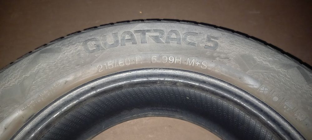 Vredestein Quatrac 5 215 60 r16