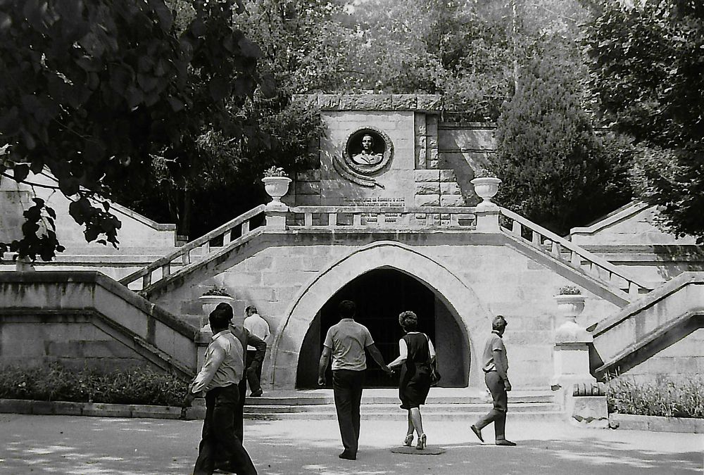 Сканер фотоплівок чорнобілих негатив , кольор негатив , кольор слайдів
