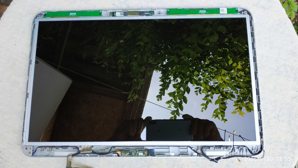 DELL XPS 702X  matryca 17.3 cali 16:9, 1920 x 1080 3D