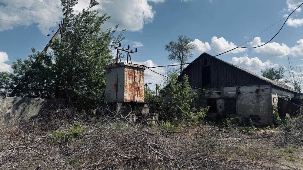 Продаємо зерносховище склад пром комплекс по трасі Кривий Ріг - Дніпро