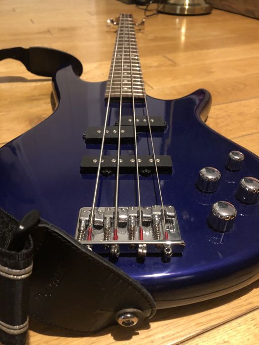 Gitara basowa Ibanez GSR200 + GRATISY!!!