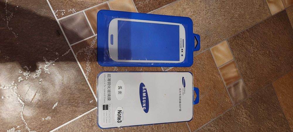 Стекло защитное на смартфон Самсунг