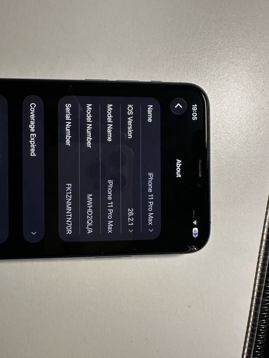 Iphone 11 pro max com 64gb de espaco