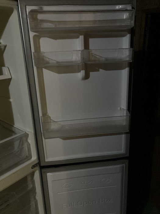 Инверторный Холодильник SAMSUNG