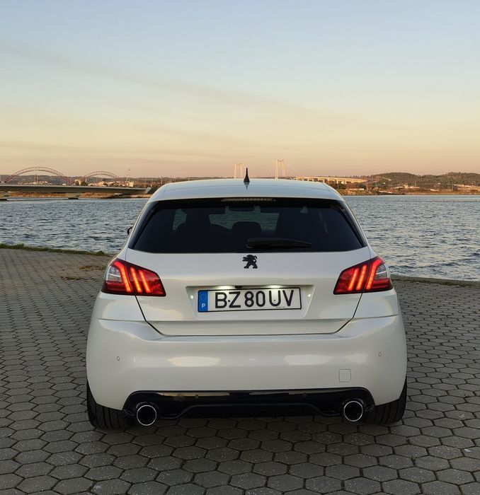Peugeot 308 GTI 272cv