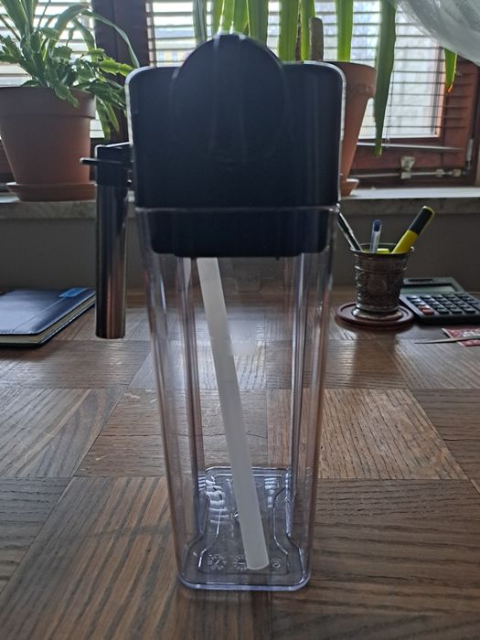 Pojemnik na mleko DeLonghi latte crema system