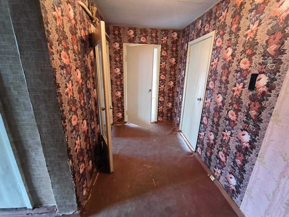 Продам квартиру в смт Чутове