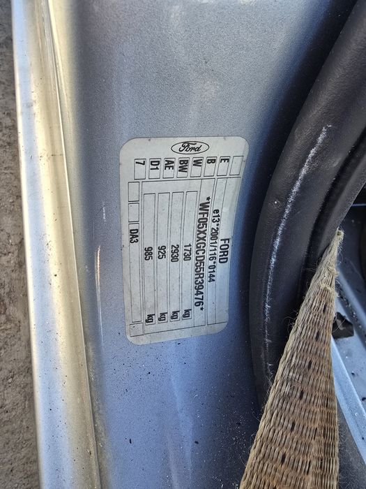 Drzwi przód prawy prawe kompletne D1 ford focus mk2 HB