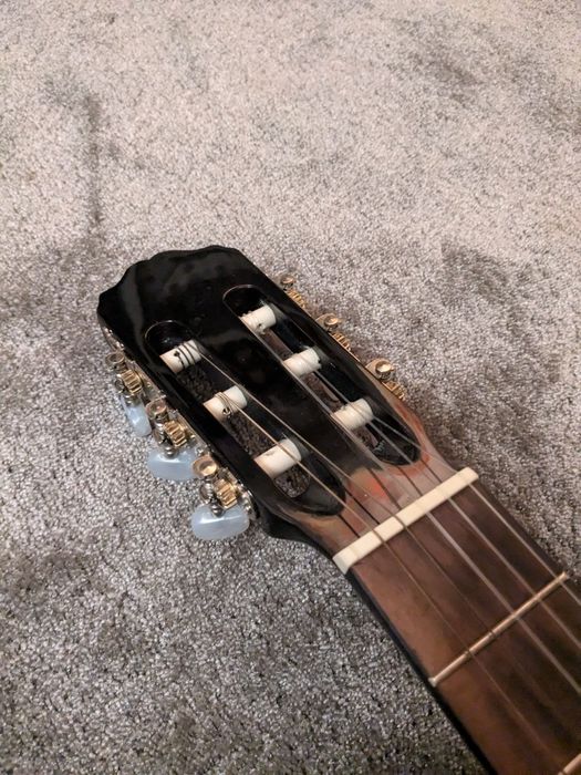 Gitara instrument farra brązowa drewniana