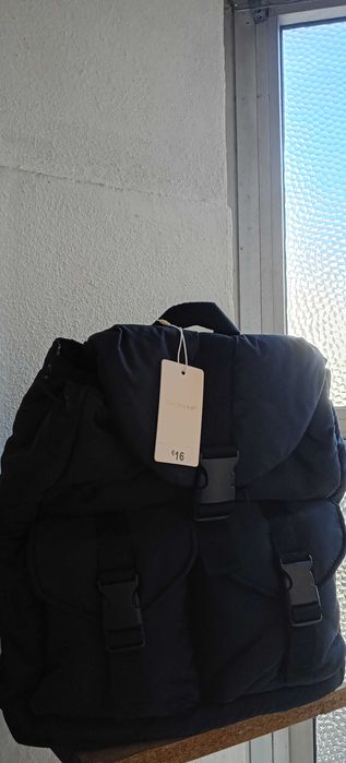 Mochila Primark preta