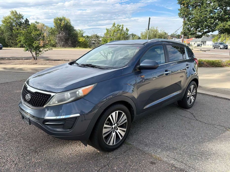 Kia Sportage EX      2016