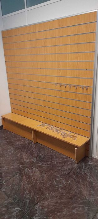 Expositor madeira para loja