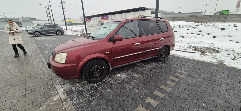 Kia Carens