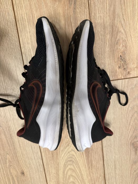 Nike Downshifter 11 do biegania